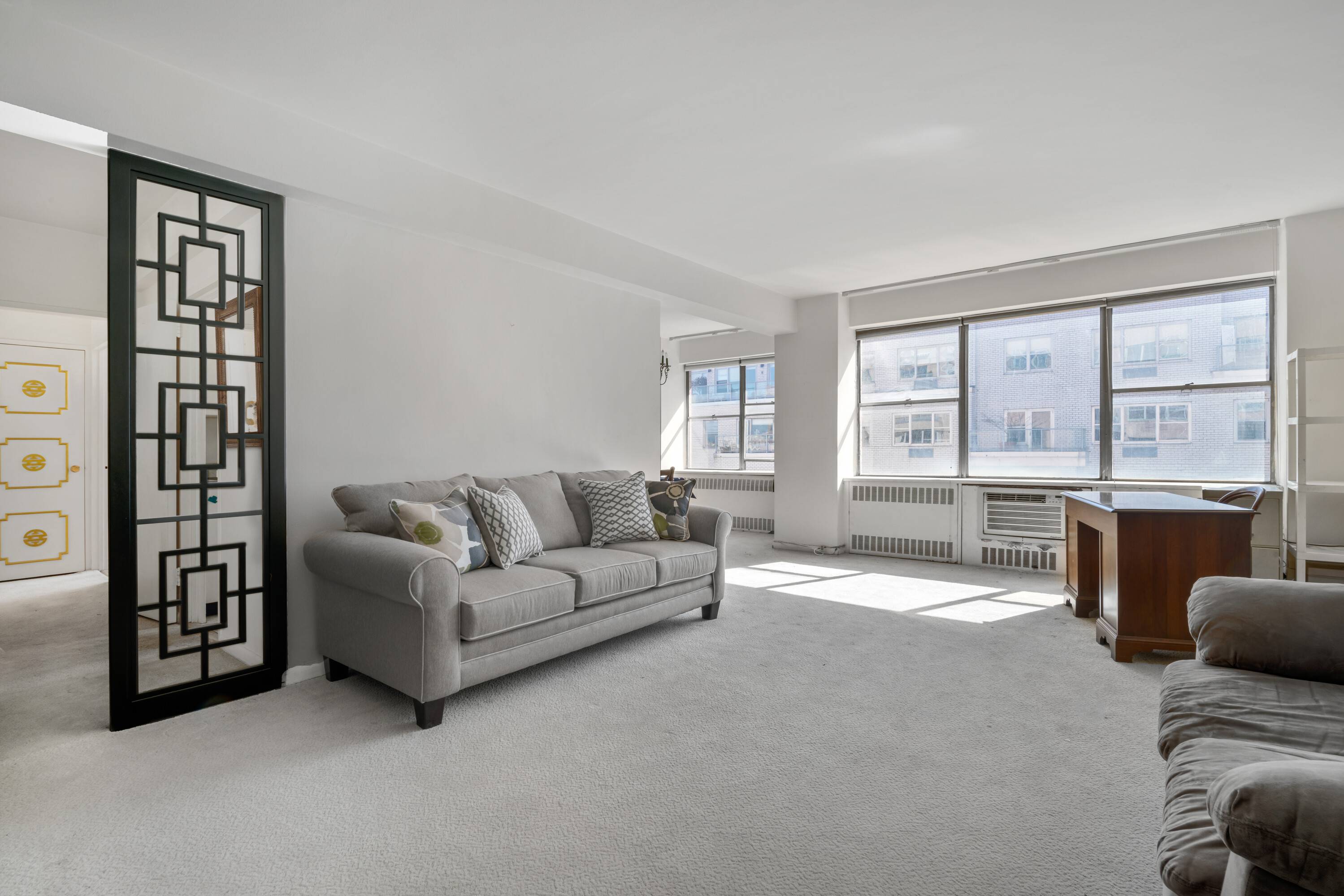 Sutton Place -  2 Bedroom - 1.5 Bathroom