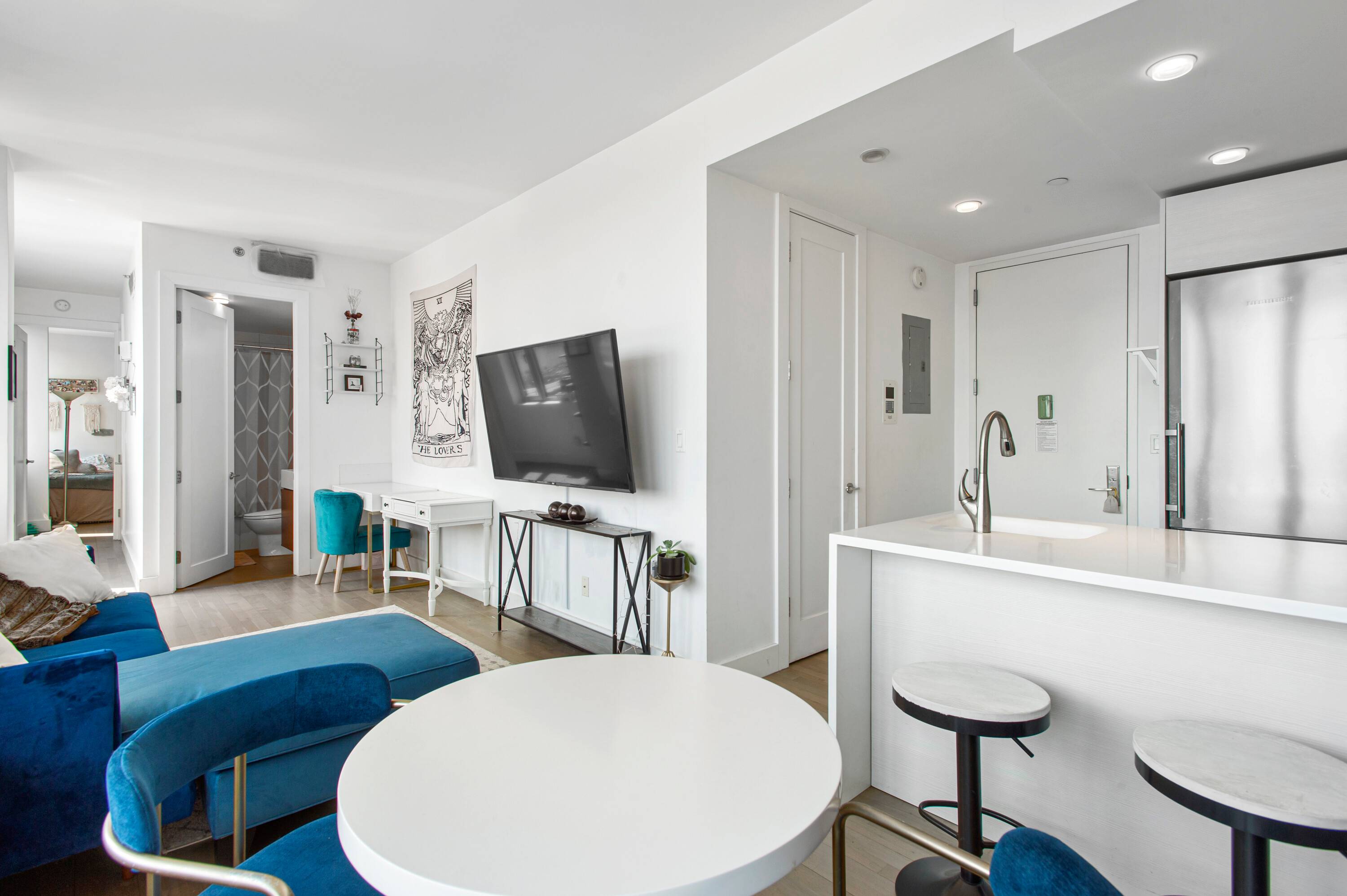 5-19 Borden Ave #9L