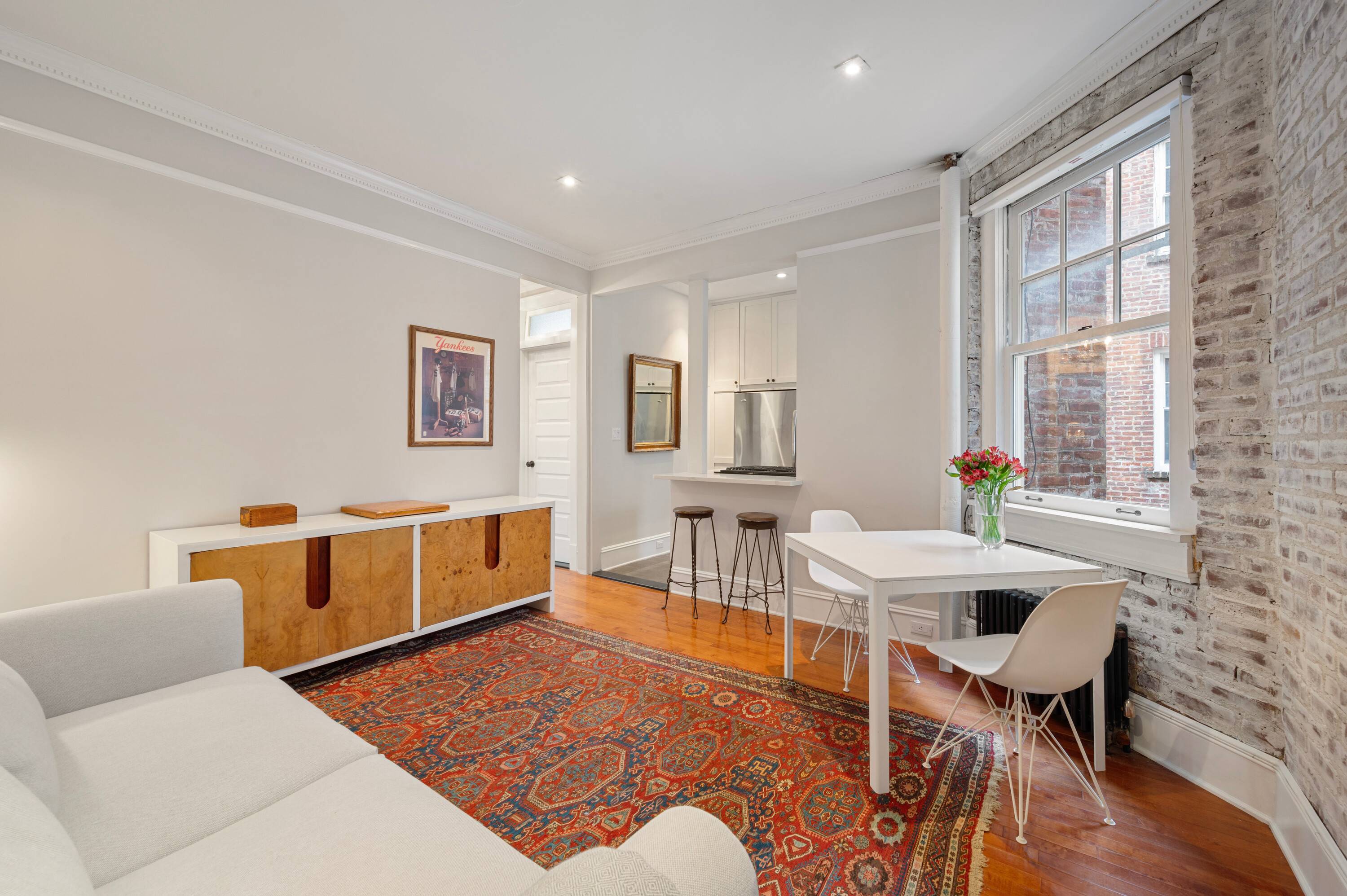Charming 2 Bedrooms Condo for sale in West Village
