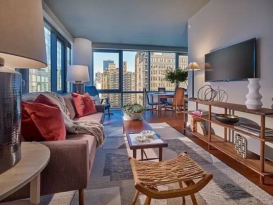 No Fee, 2 Bed, 2 Bath Penthouse in Hudson Yards