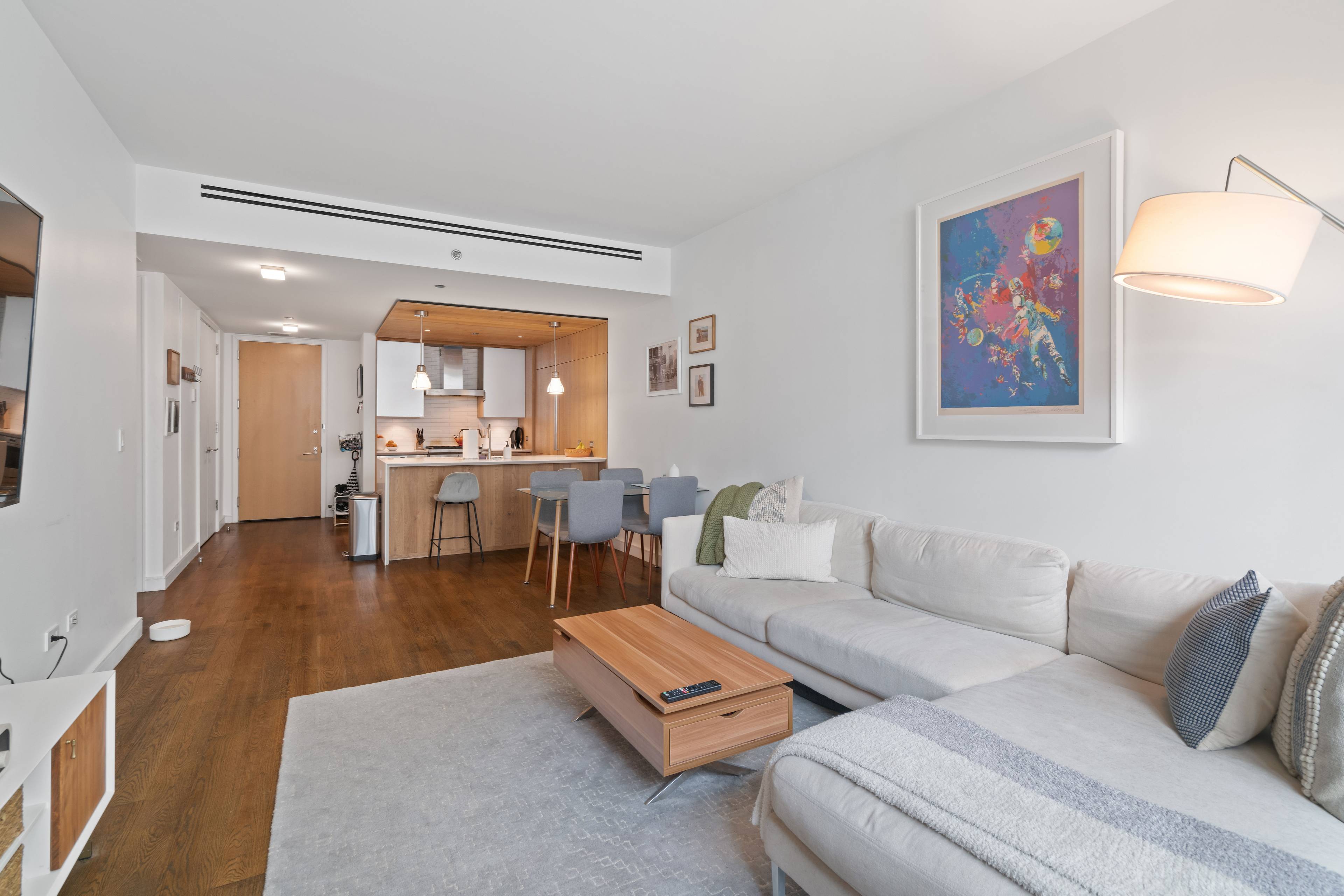 The Jefferson Condo: 211 East 13thSt, 2J - OVERSIZED 1 BD / 1 BA