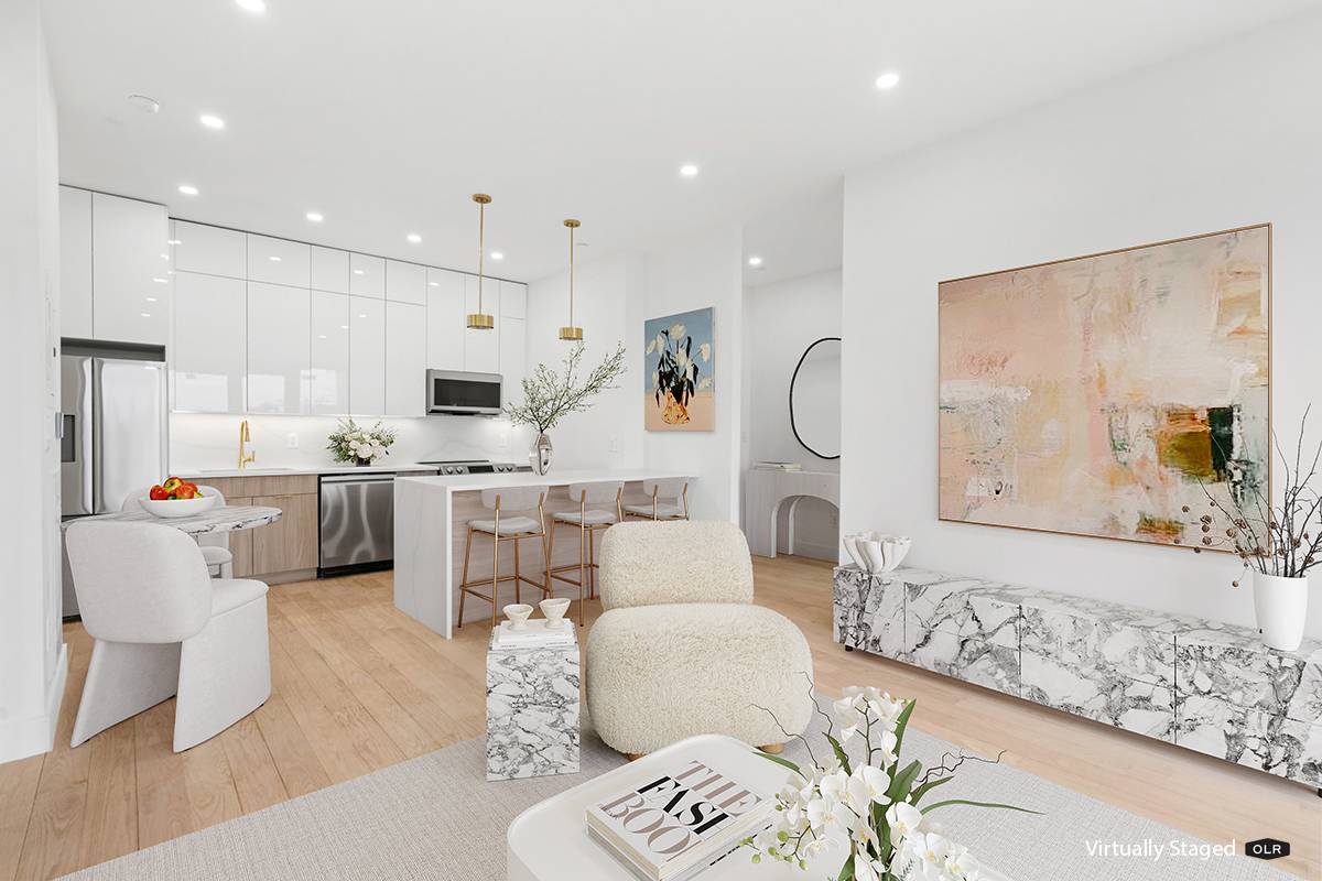 SUNNY VIEW CONDOMINIUM | Sunnyside Boutique Luxury | Spa-like Baths | Chef's Kitchen | Private Balcony