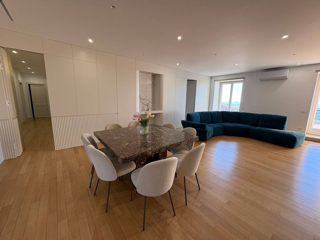 Elegant Luxury Apartment in Via Manzoni, Posillipo – Naples