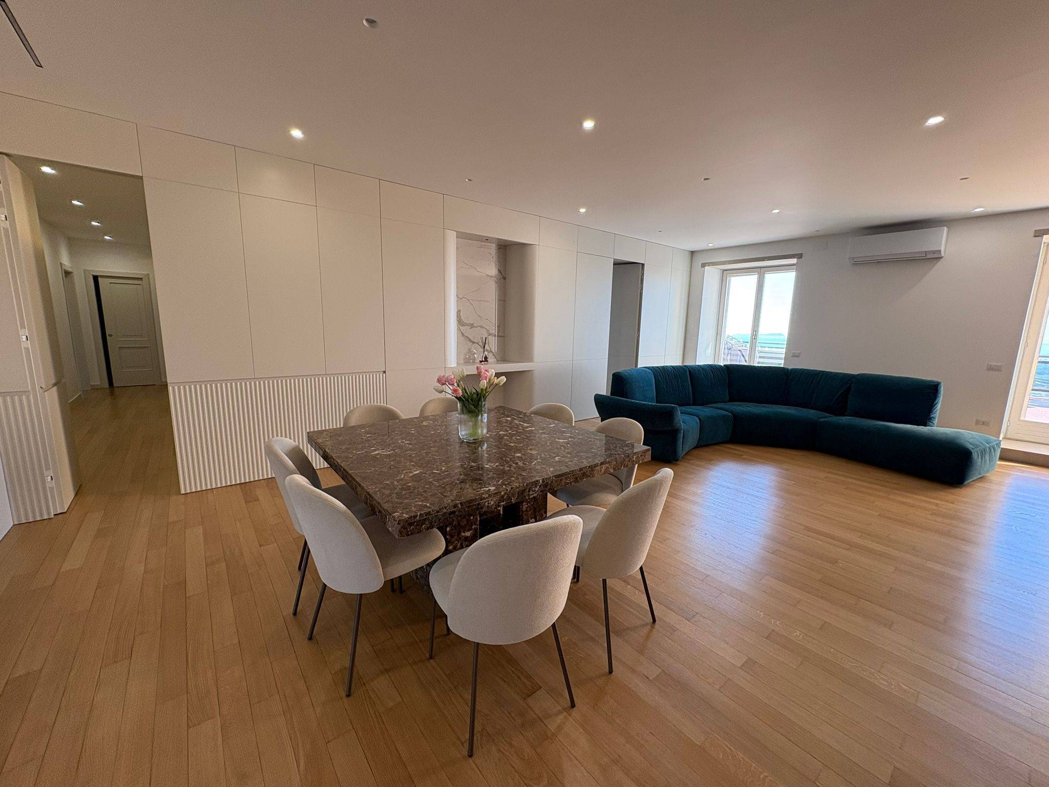 Elegant Luxury Apartment in Via Manzoni, Posillipo – Naples