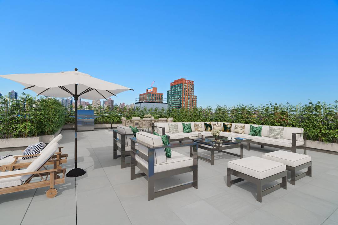 * Water/Bridge Views | Full-Size Appliances | Pet Friendly | Penthouse *