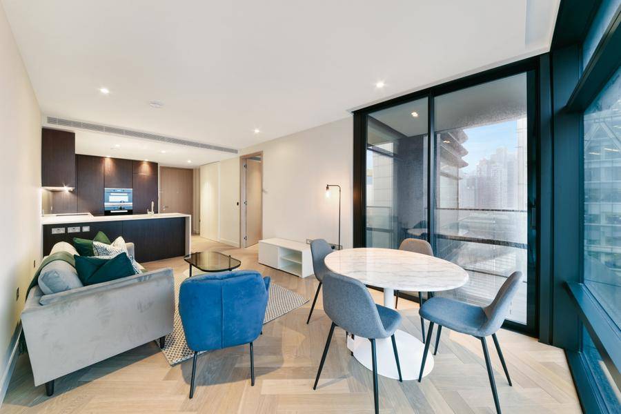 A modern one bedroom apartment in Principal Tower, situated on worship street in Shoreditch.