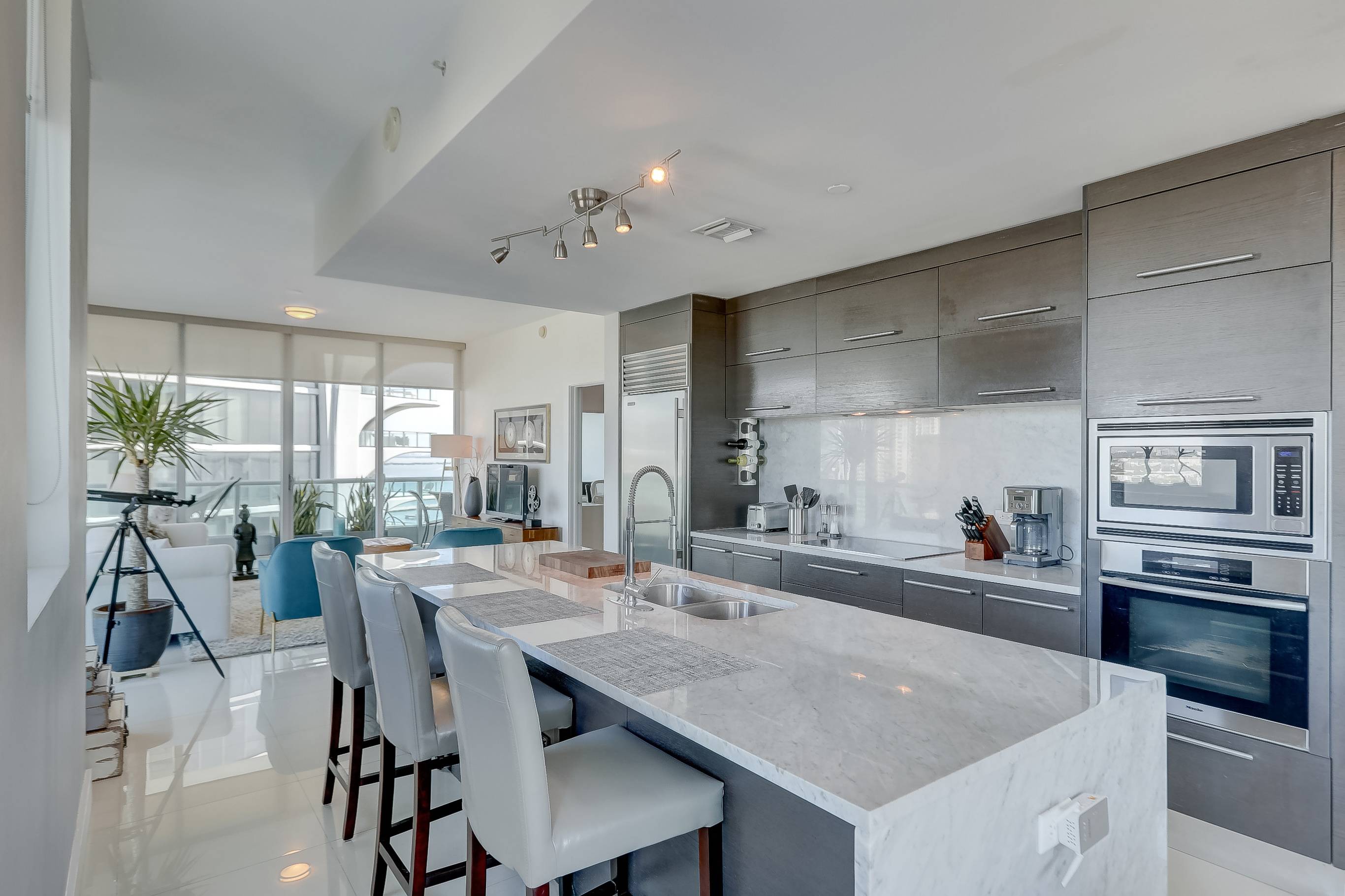 One of a Kind 2 Bedroom 2.5 Bath Apartment - Downtown Miami