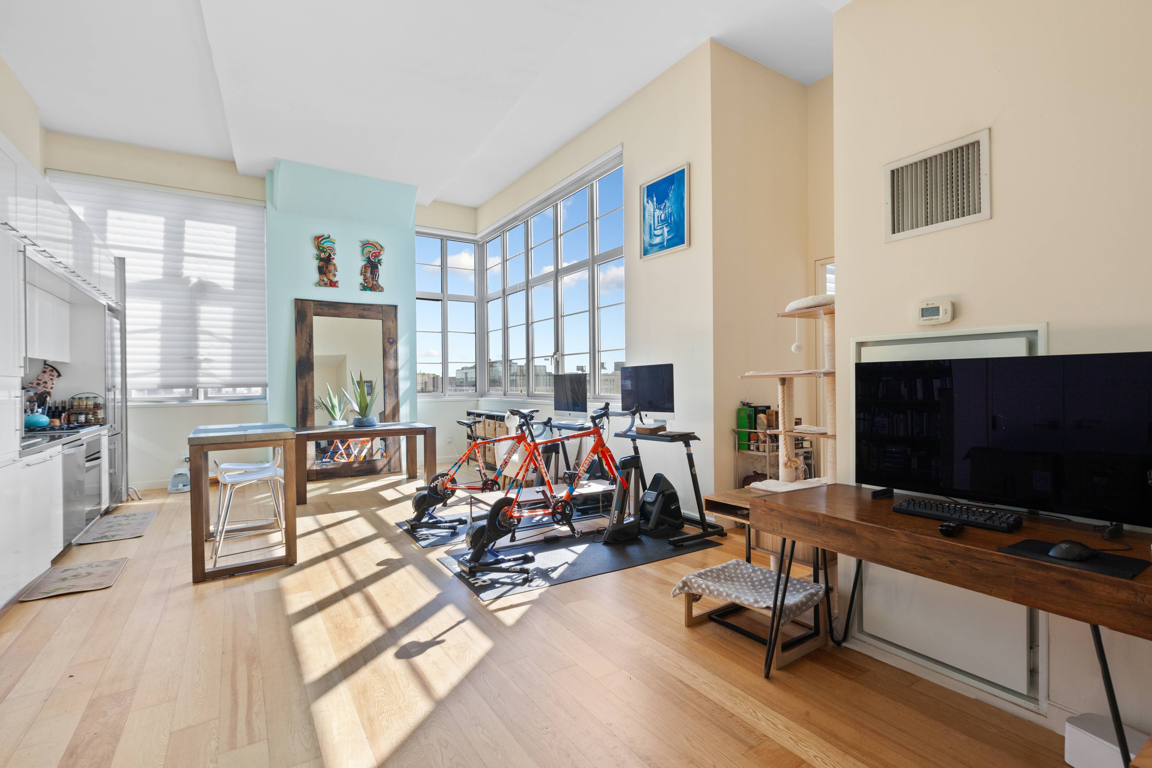 14 ft. ceilings loft Condo in Long Island City