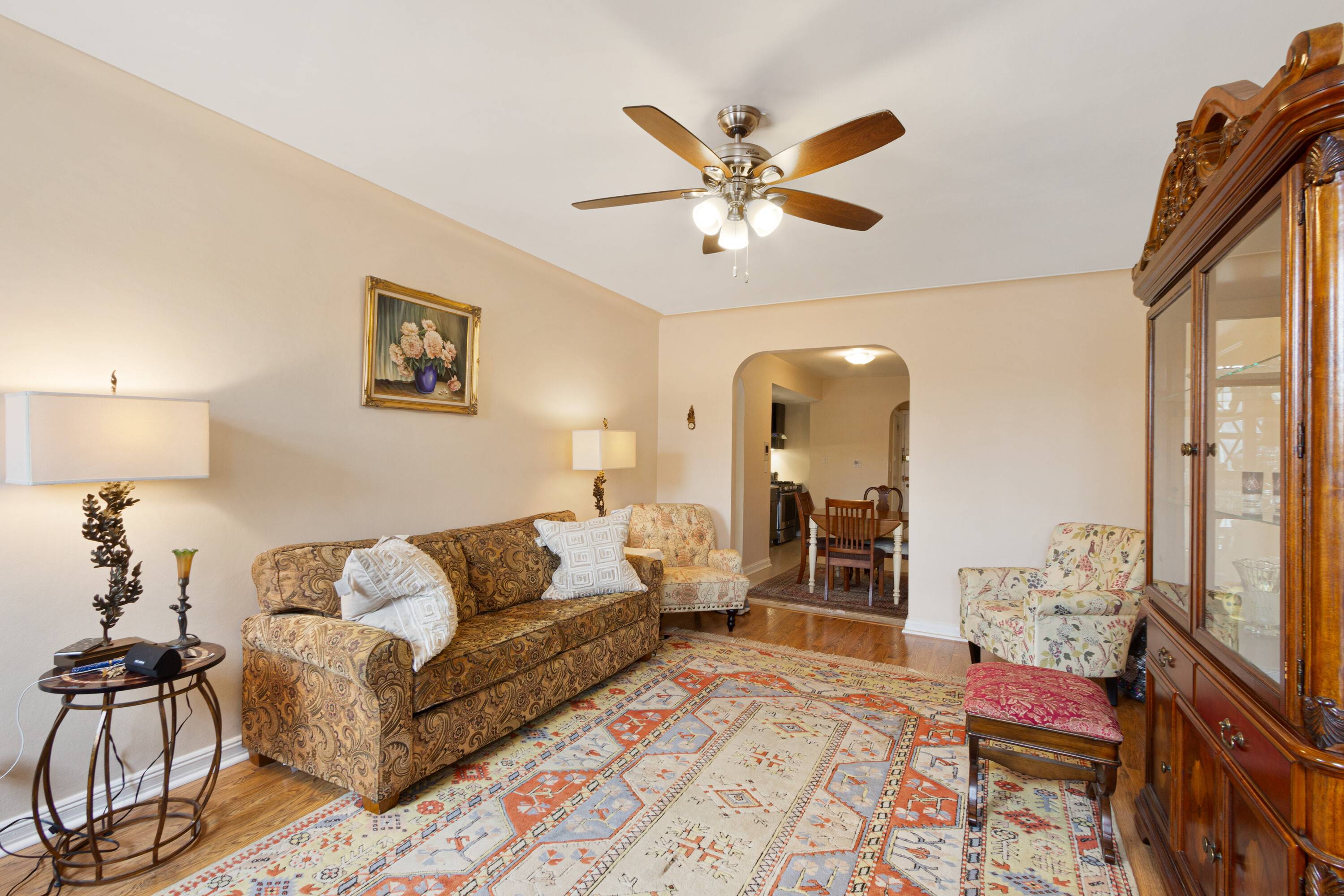 Large 1 Bedroom Co-op with Low Monthly Maintenance in Sunnyside