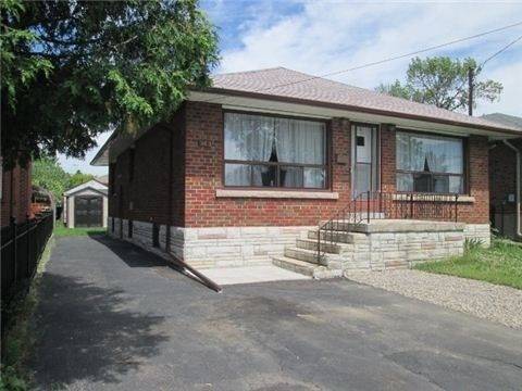 2 Bdrm Apartment in Family Friendly Lakeview Community In Mississauga