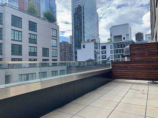 Two Bedroom unit with Private Outdoor Space - Clinton