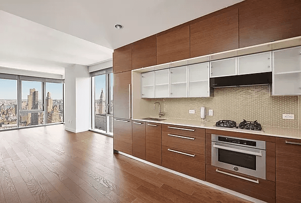 *No Fee*, 1 bed/ 1 bath In full service NOMAD building, w/d in unit