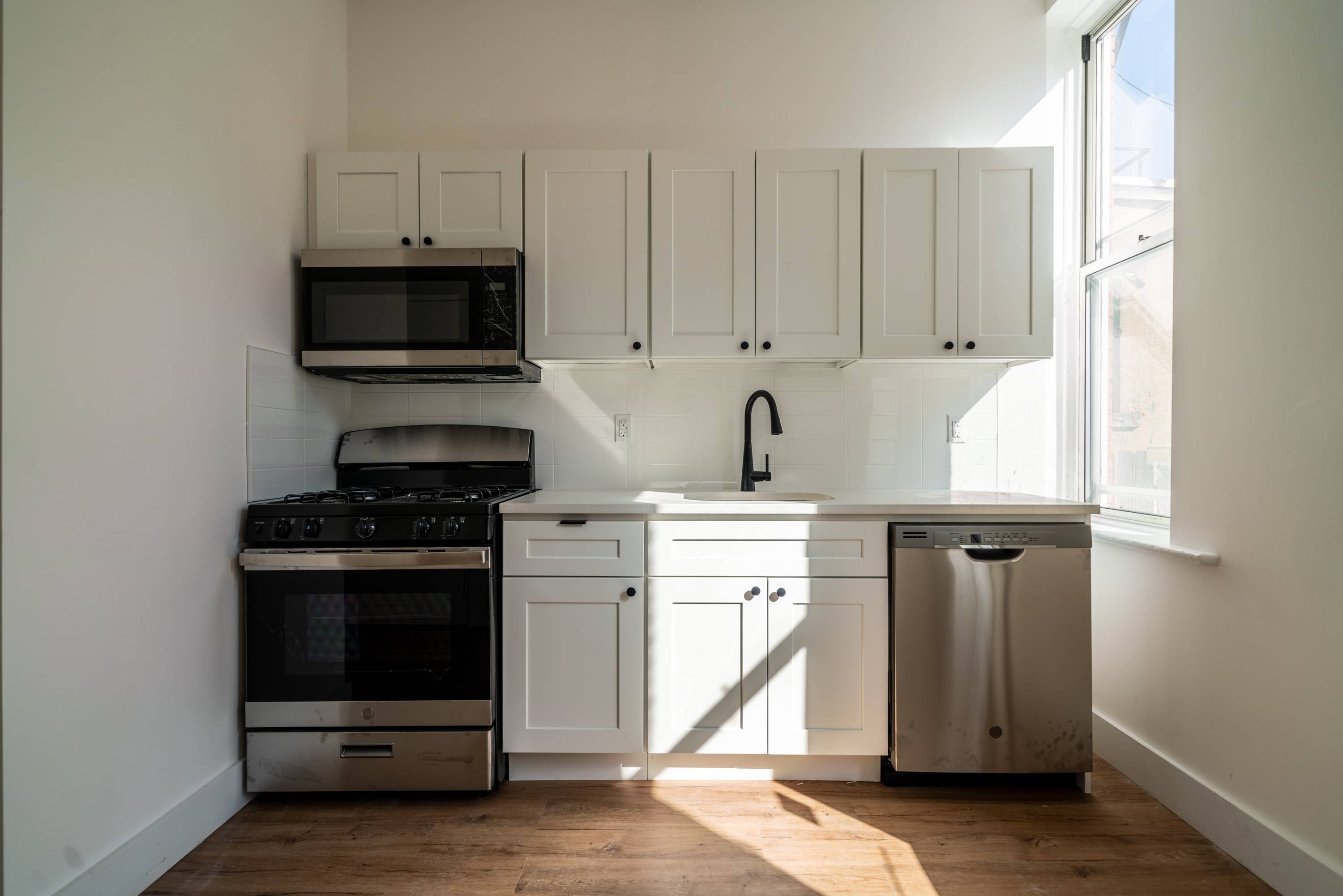 Newly Renovated 1BR Apartment in Midtown Hoboken Next to Church Square Park!  Shared Outdoor Common Space!  No Brokers Fee.