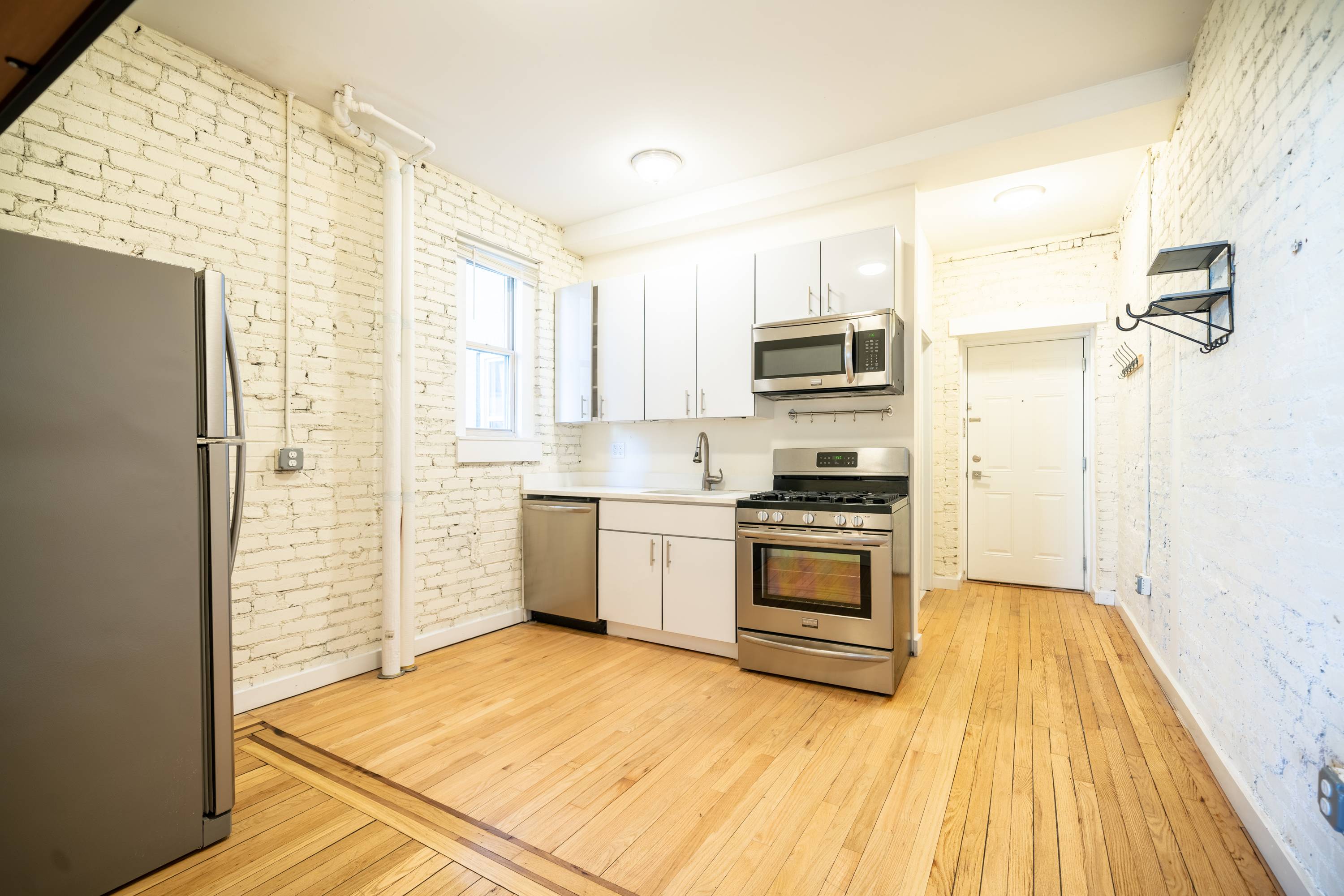 1 Bedroom/1 Bath in Prime Journal Square!