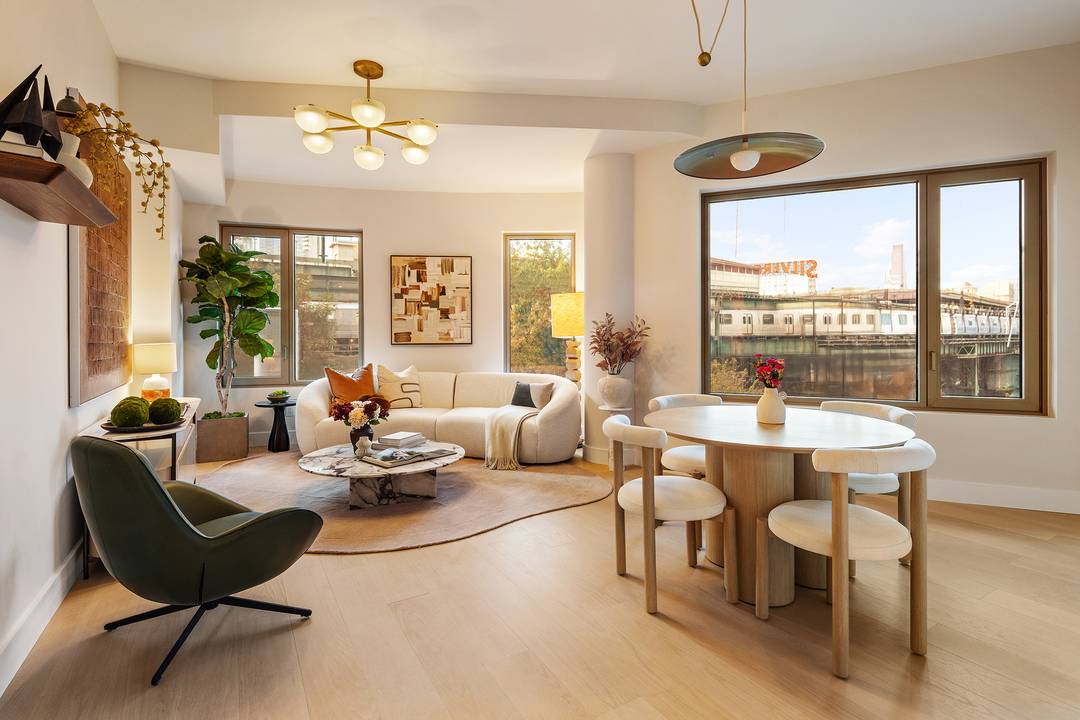 NEW DEVELOPMENT CONDO PRIME LONG ISLAND CITY