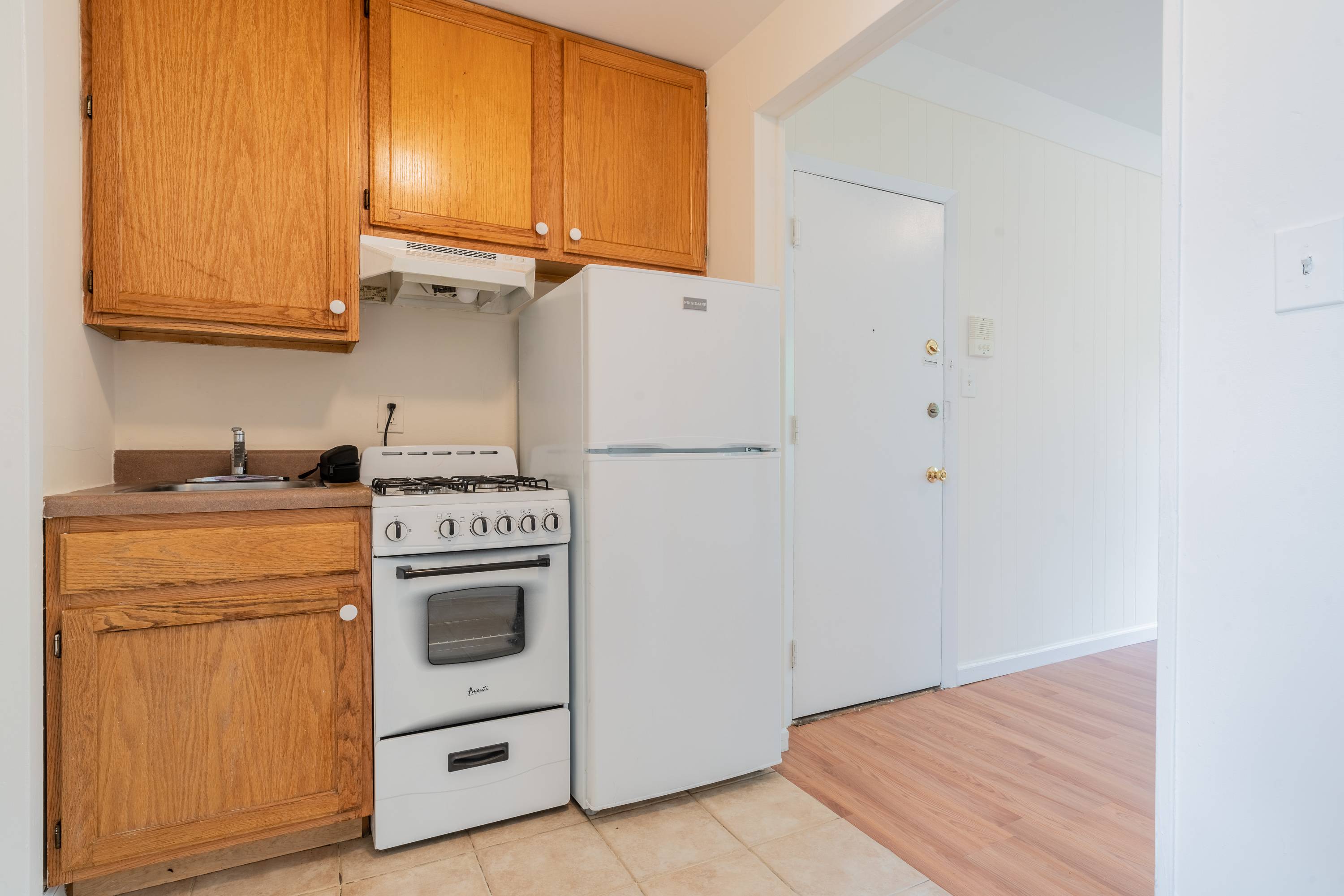 Studio in Prime Journal Square Location! Laundry on Site!