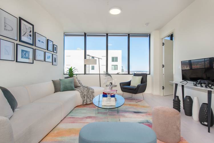 Allure 258 - 1 Bed + Den Luxury Rental Living