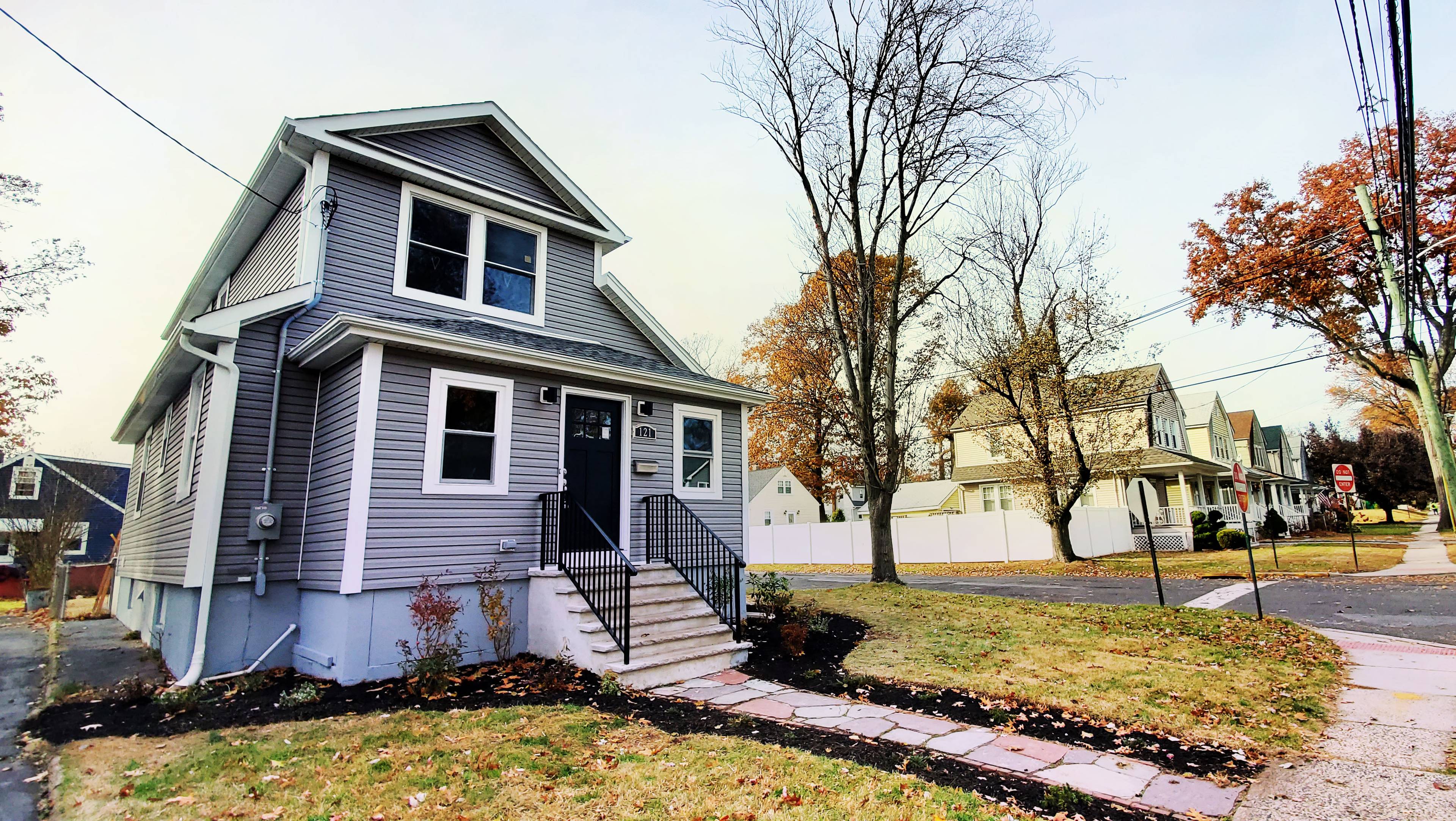 121 S Michigan Ave Kenilworth