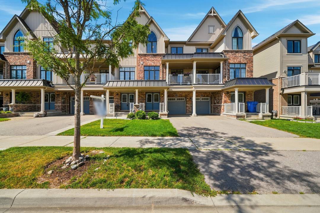 Freehold Townhome In East Gwillumbury