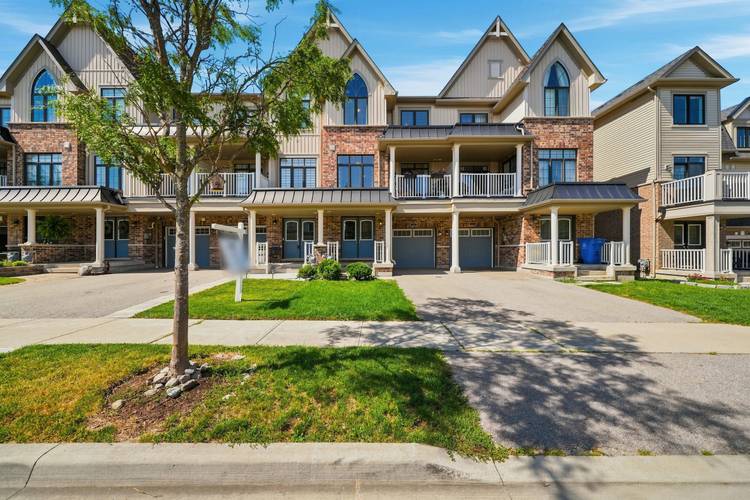 Freehold Townhome In East Gwillumbury