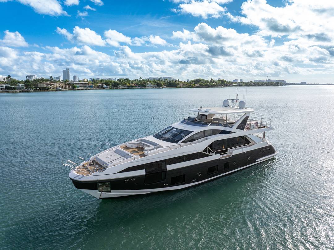 M/Y CLOUD 9