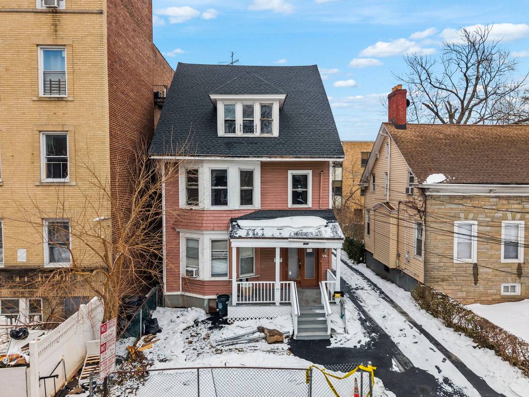 6 Unit Multifamily Investment Property