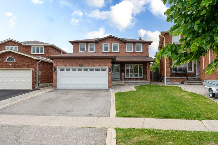 4 Bedroom, 4 Baths In the Heart of West Woodbridge