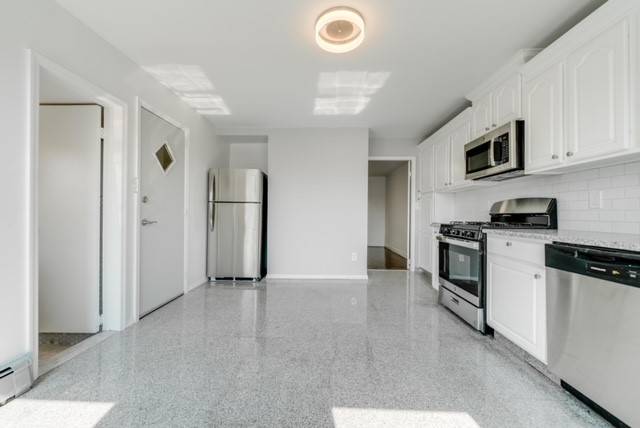 Renovated 1Bed/1Bath in the Ironbound - Newark- Close to NYC Transportation