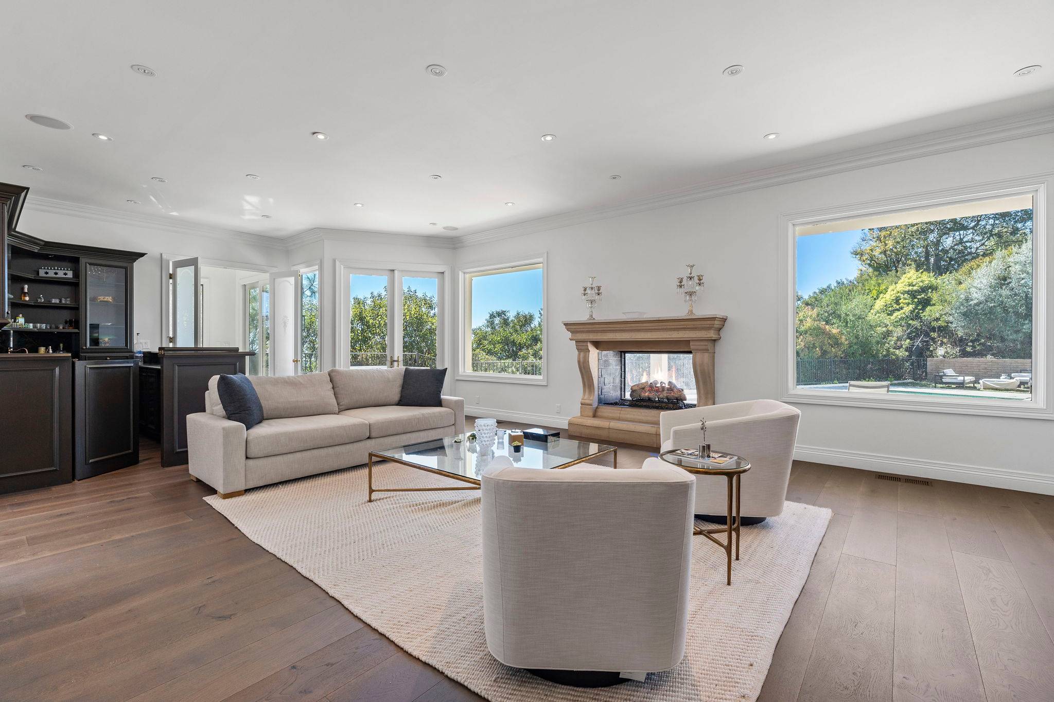 1845 Loma Vista Dr, Beverly Hills, Ca 90210