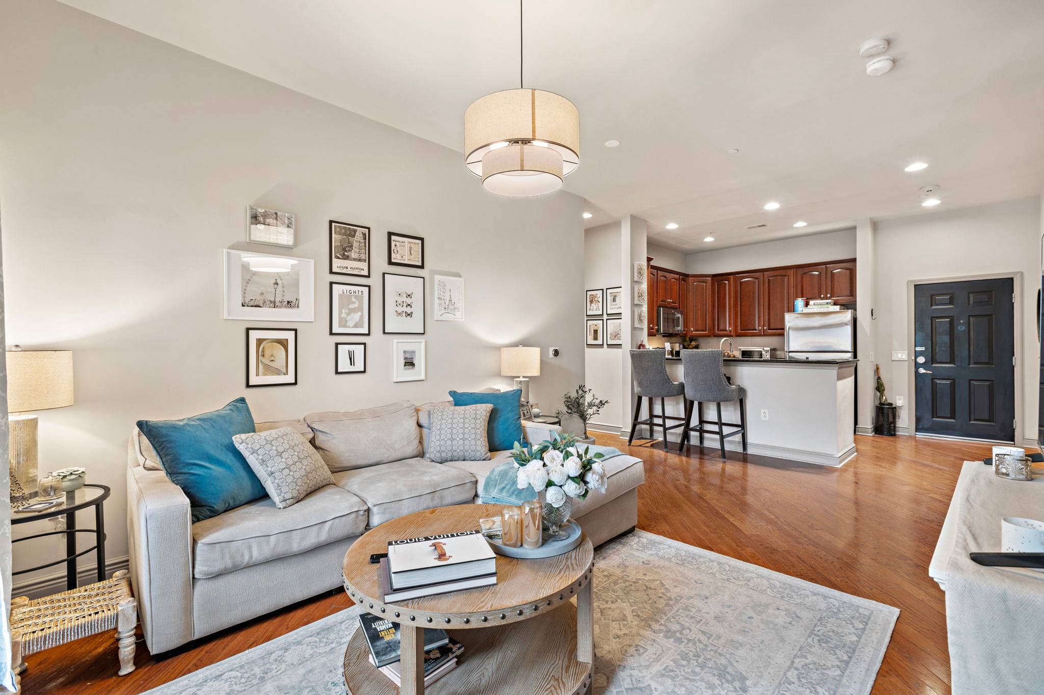 Experience Luxurious Waterfront Living at Hudson Pointe: Spacious 2-Bed | 2-Bath Condo