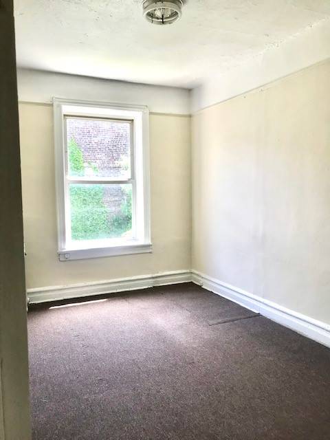 Spacious East Flatbush One Bedroom !