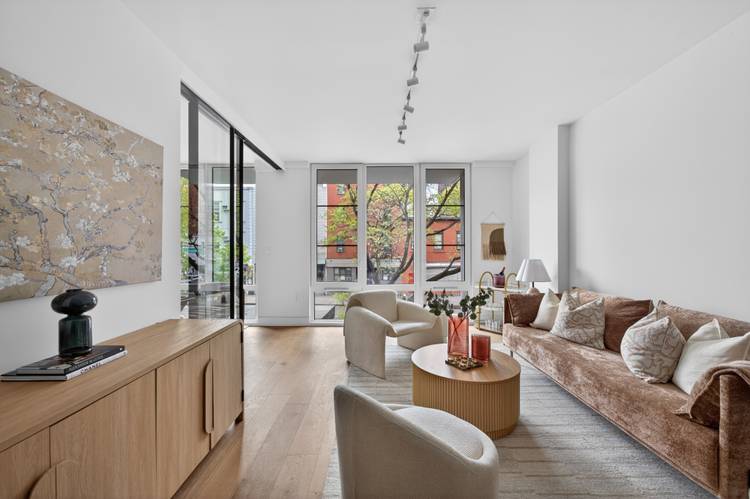 Luxury New Development Condo in Greenpoint!