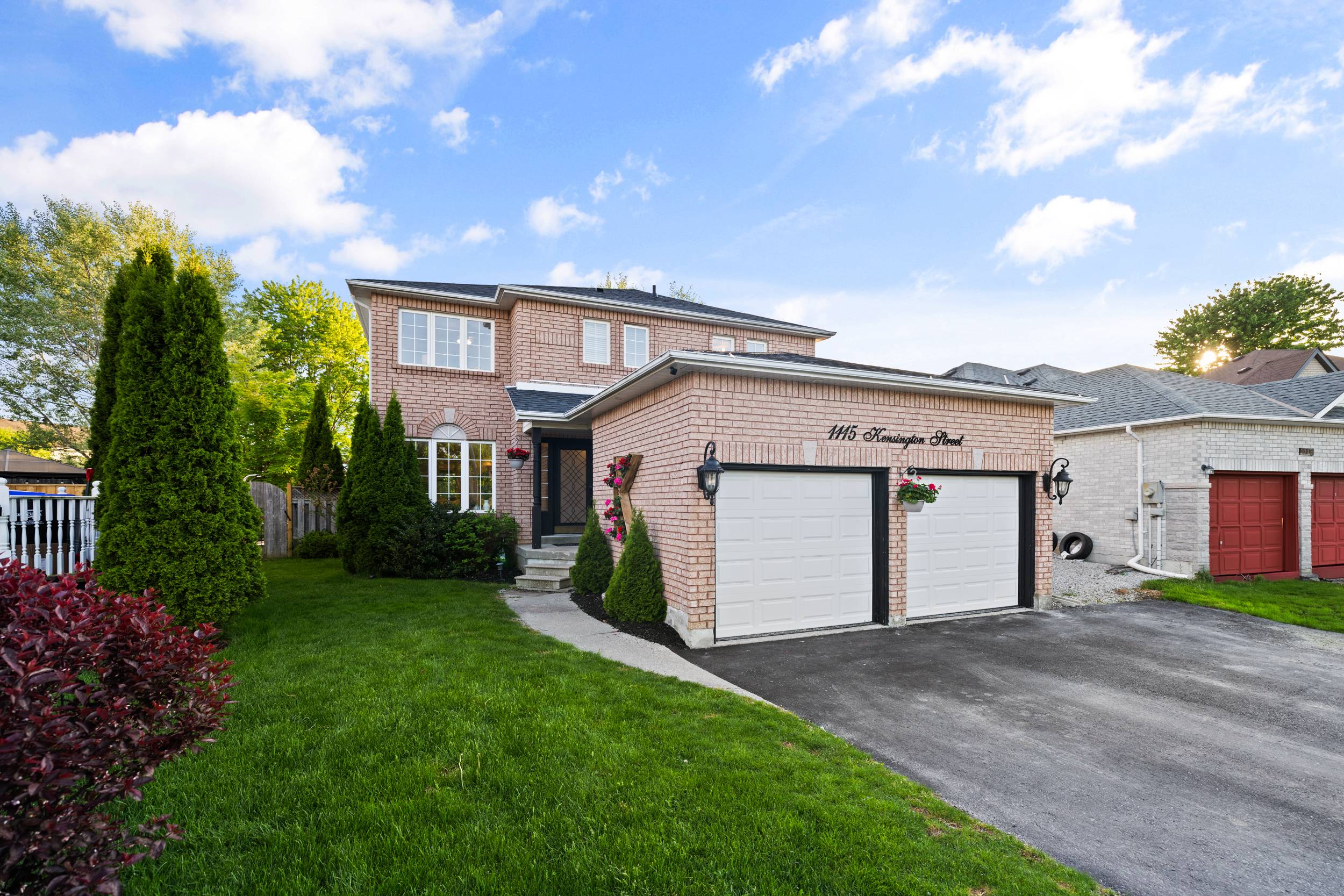 Modern Dream Home In Innisfil