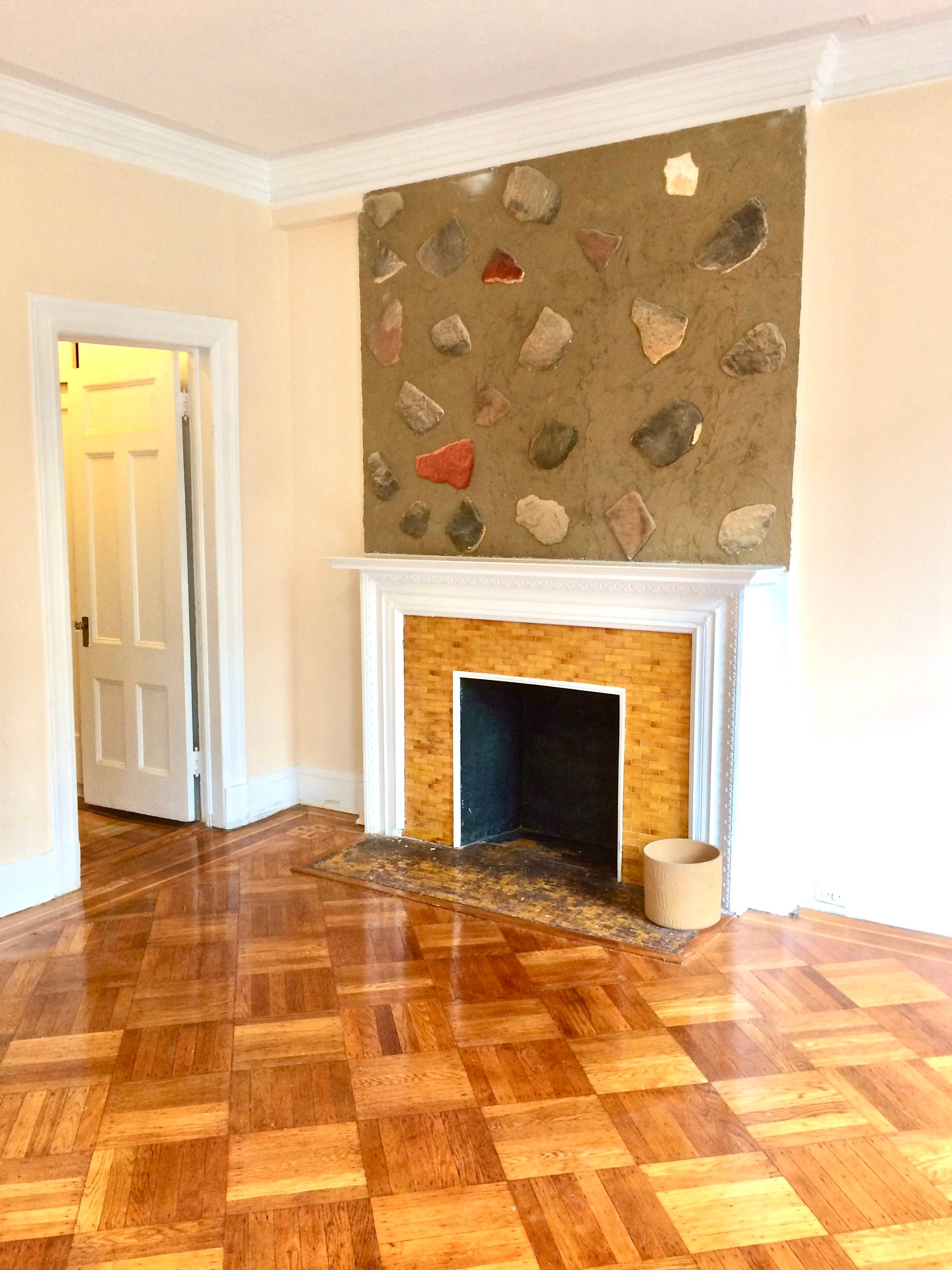 Super spacious Crown Heights One Bedroom Apartment !