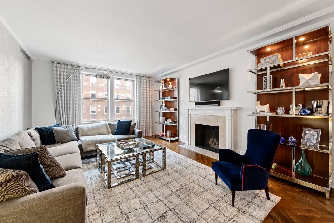 Stunning Fifth Avenue Corner 3 Bedroom