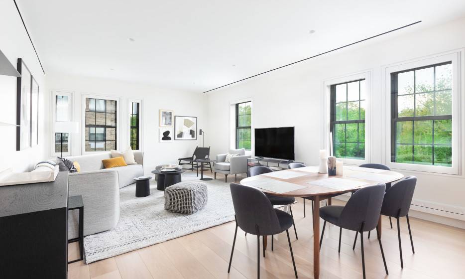 FIFTH AVENUE ELEGANTLY MODERN & SPRAWLING  CONVERTIBLE FOUR BEDROOM FACING CENTRAL PARK  CARNEGIE HILL UPPER EAST SIDE