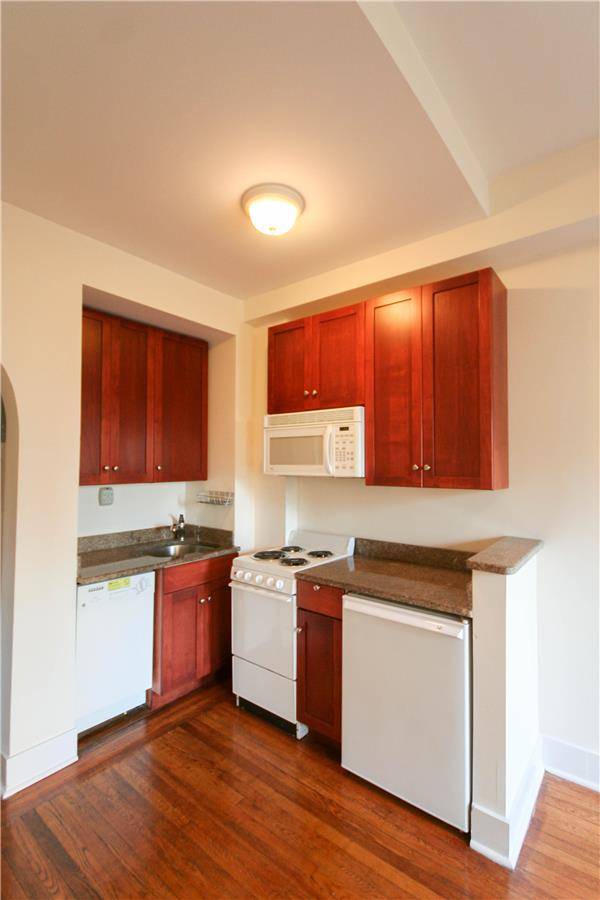 PERFECT WEST VILLAGE STUDIO