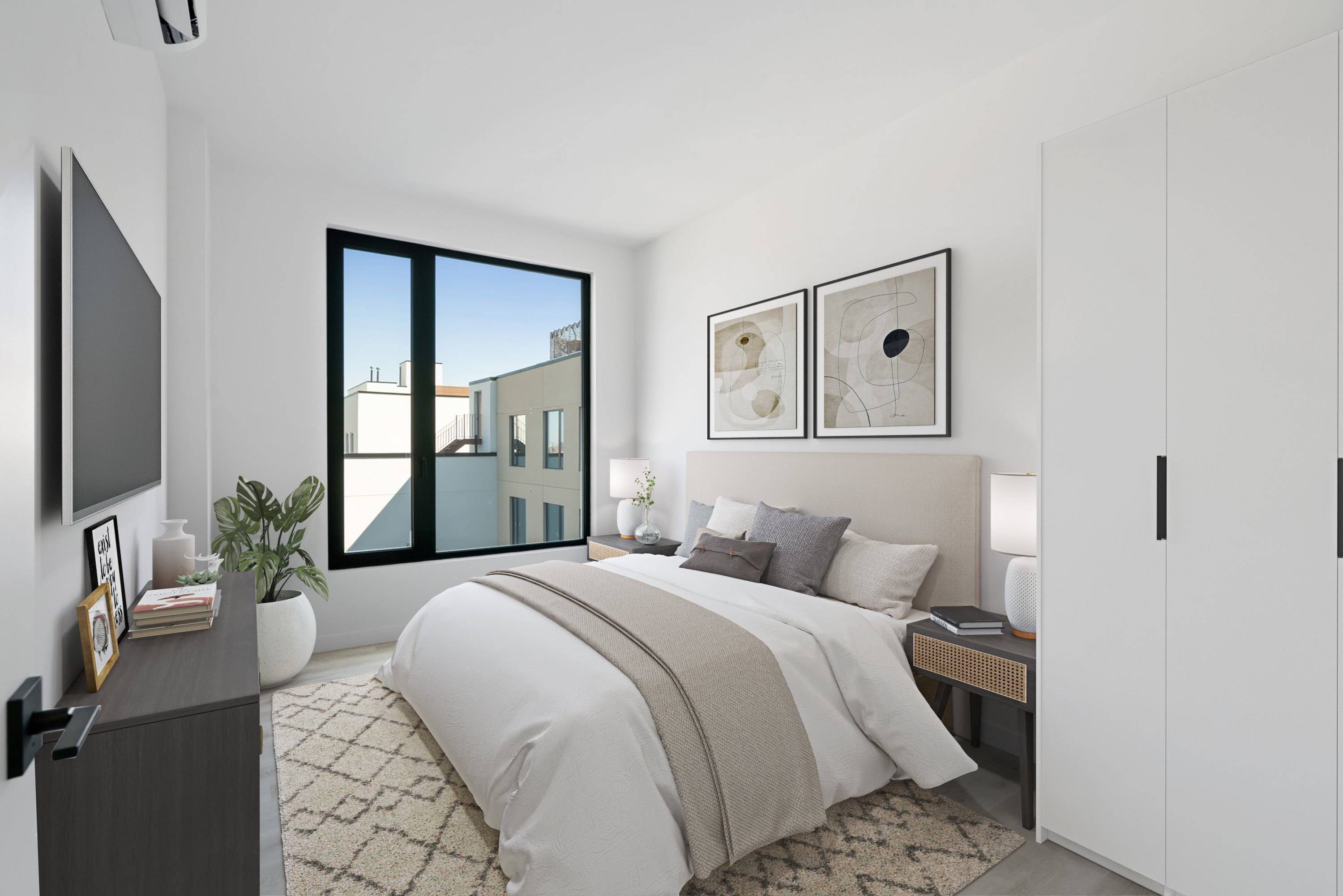 Penthouse | King Size Beds | Sun Drenched | 2  Months Free