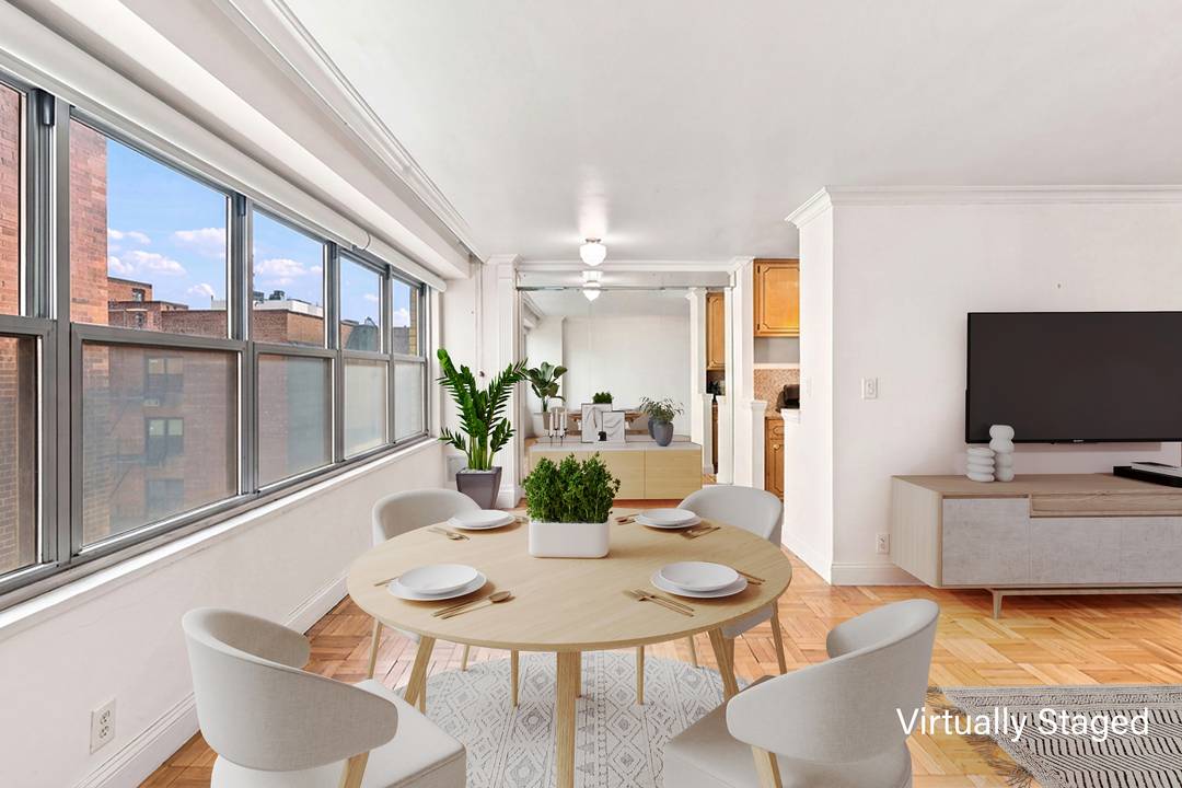 Spacious and light-filled, corner convertible two-bedroom  home in the heart of  Gramercy Park.