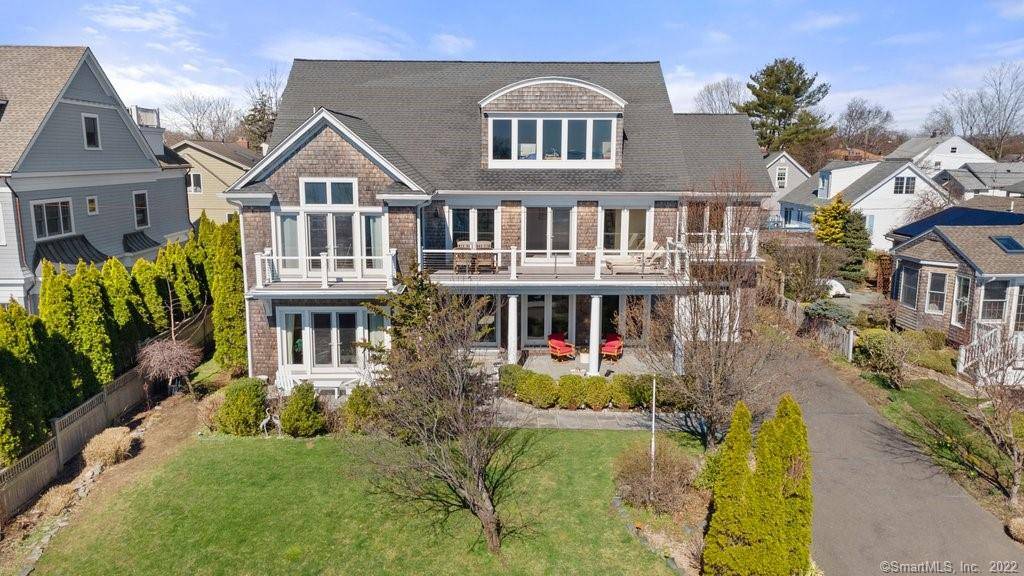 11 Soundview Pl, Milford, CT 06460