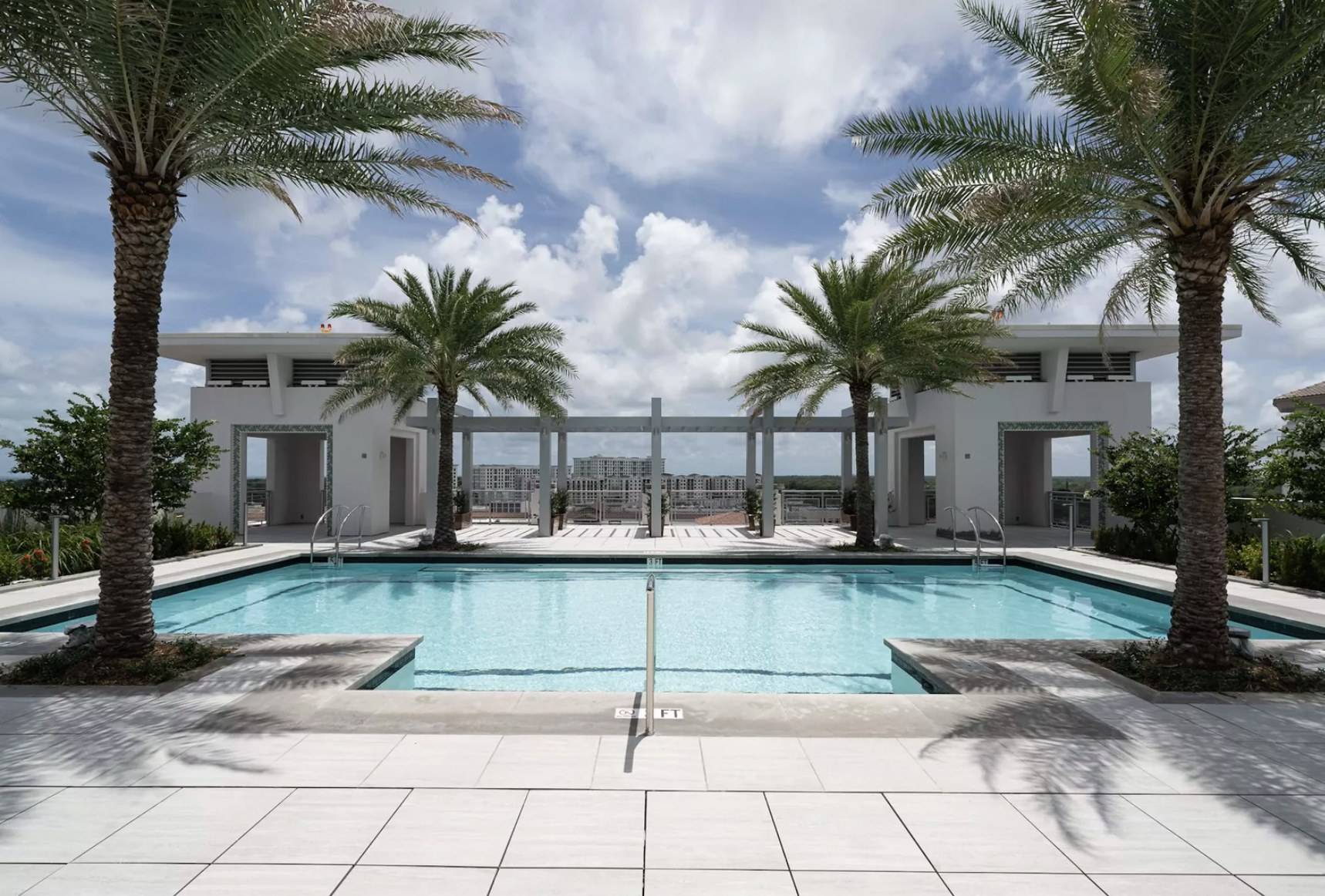 MOVE-IN SPECIAL | 1 month FREE | Coral Gables | Luxurious 1br/1ba | 680 SQ. FT