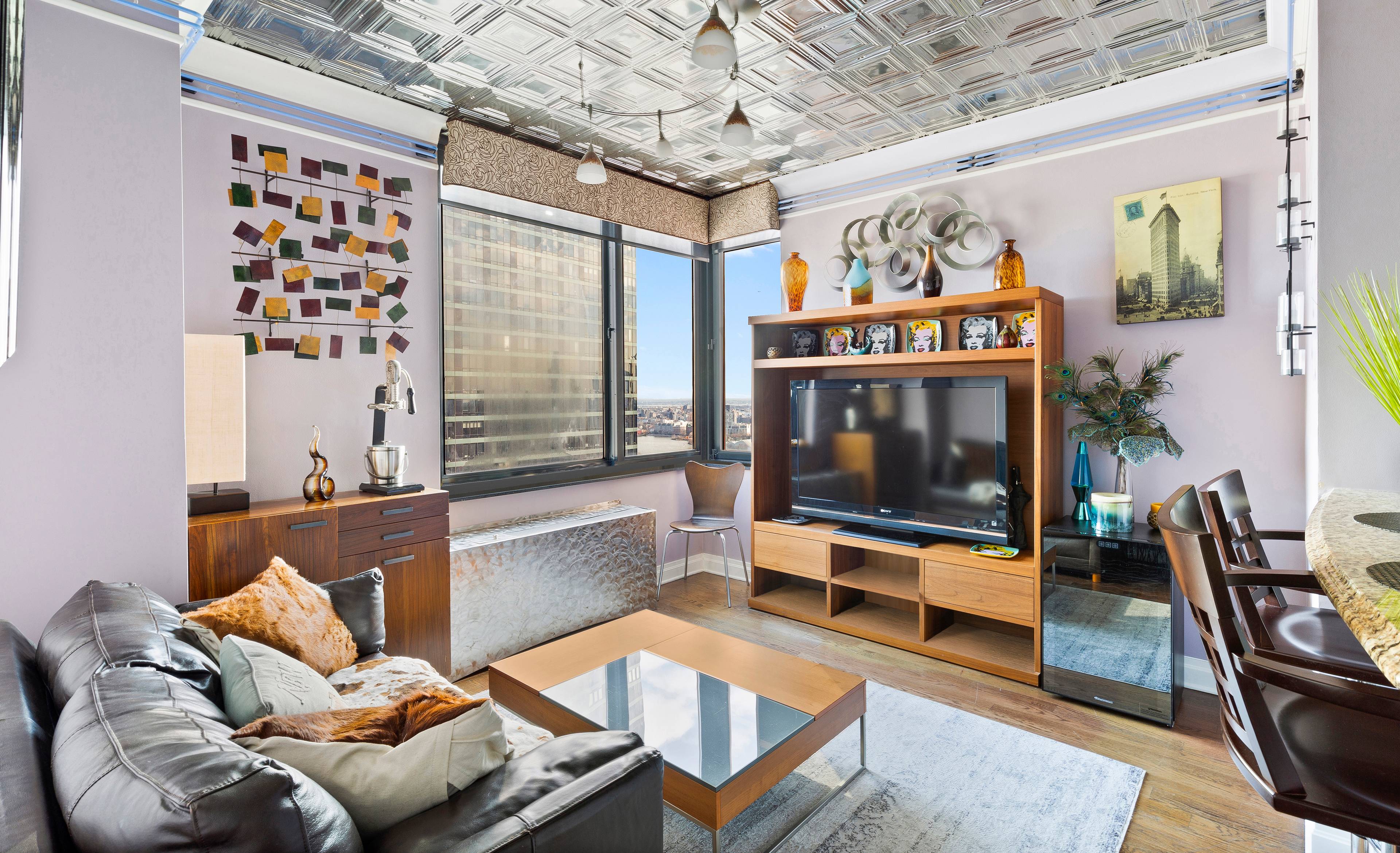 UPPER EAST SIDE - FULLY FURNISHED 1 BEDROOM - FULL SERVICE CONDO
