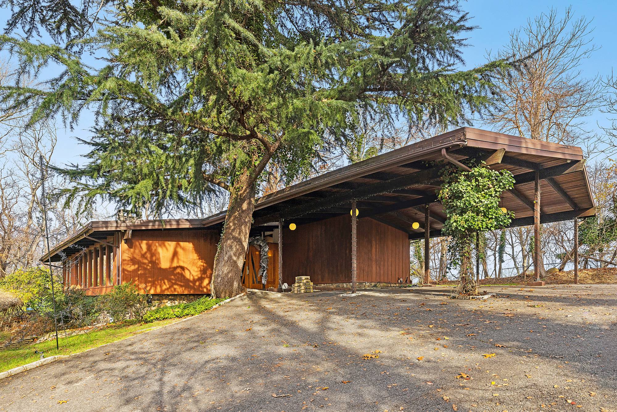 Private Home in Smithtown
