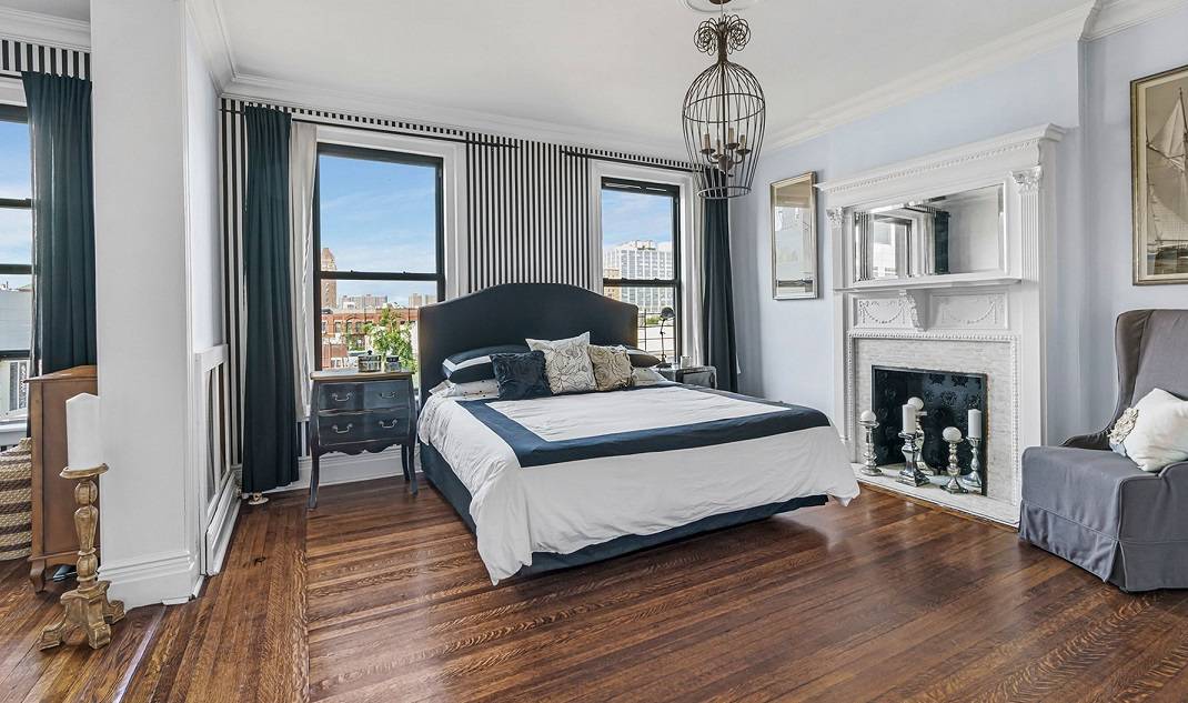 Beautifully furnished 3 Bedroom plus Home Office