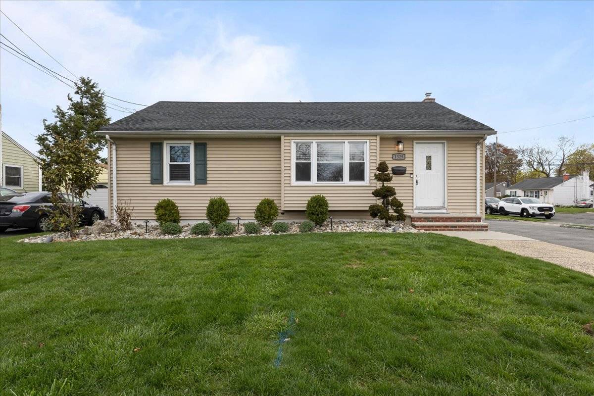 Beautiful Ranch on Large Corner Lot