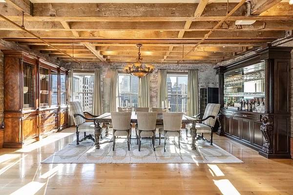 Massive TriBeCa 4BR/3.5BA Picturesque Loft on Laight St.