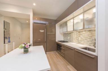 One Of A Kind, 2 bed/2 bath including a custom walk-in closet on Wall Street