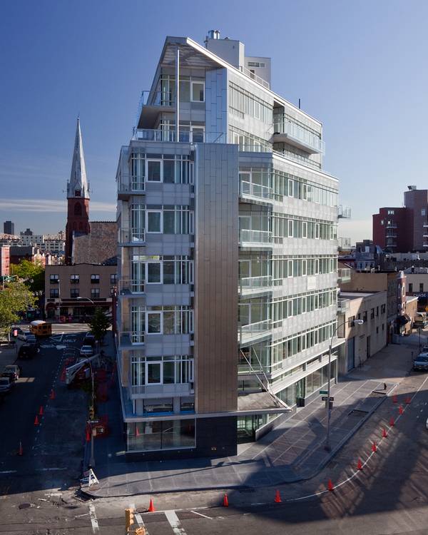 10-17 Jackson Av. LIC  Sunny 1-Bedroom Apt.