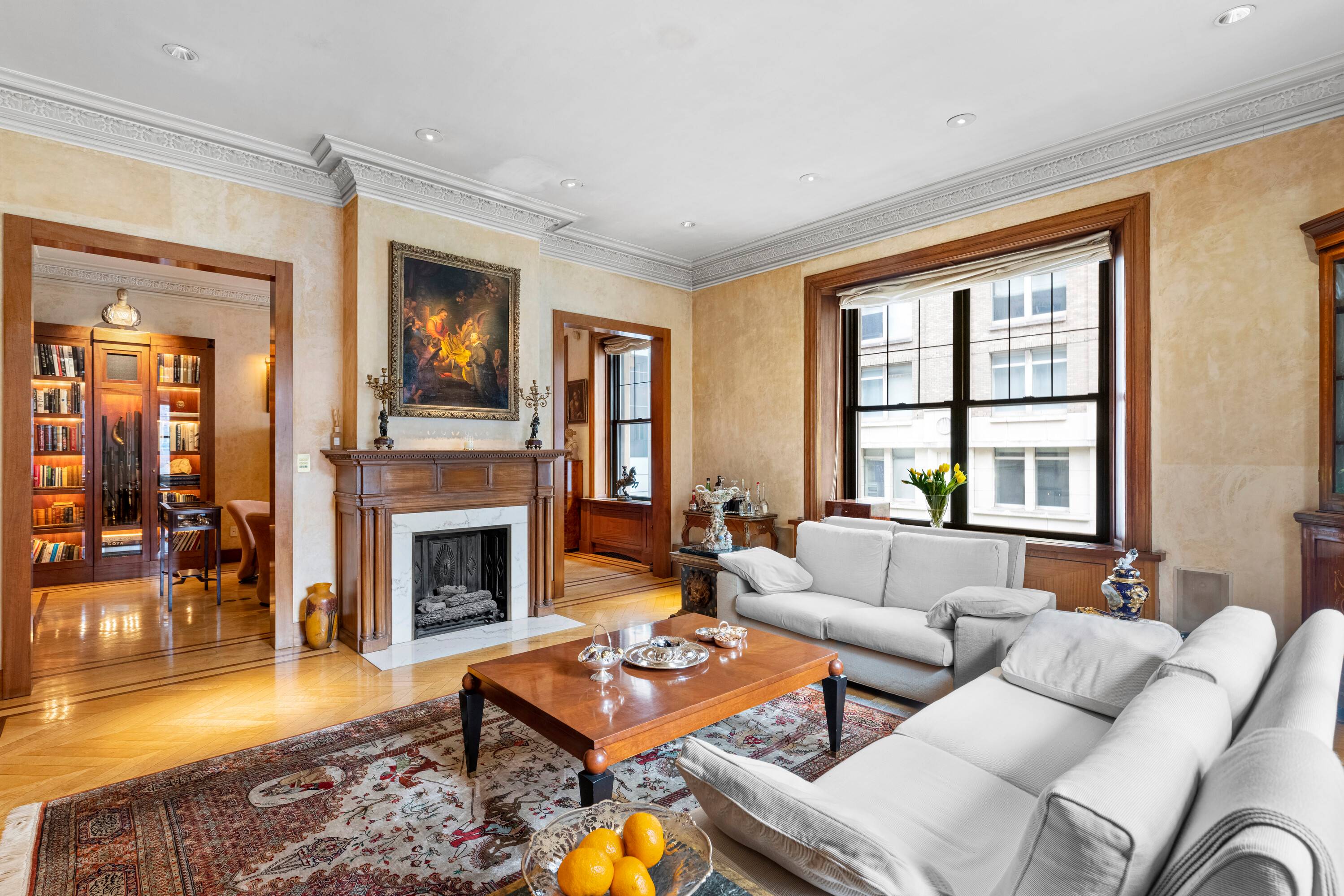 A Rare find, Two Bedroom, Two Bathroom Condo on Park Avenue