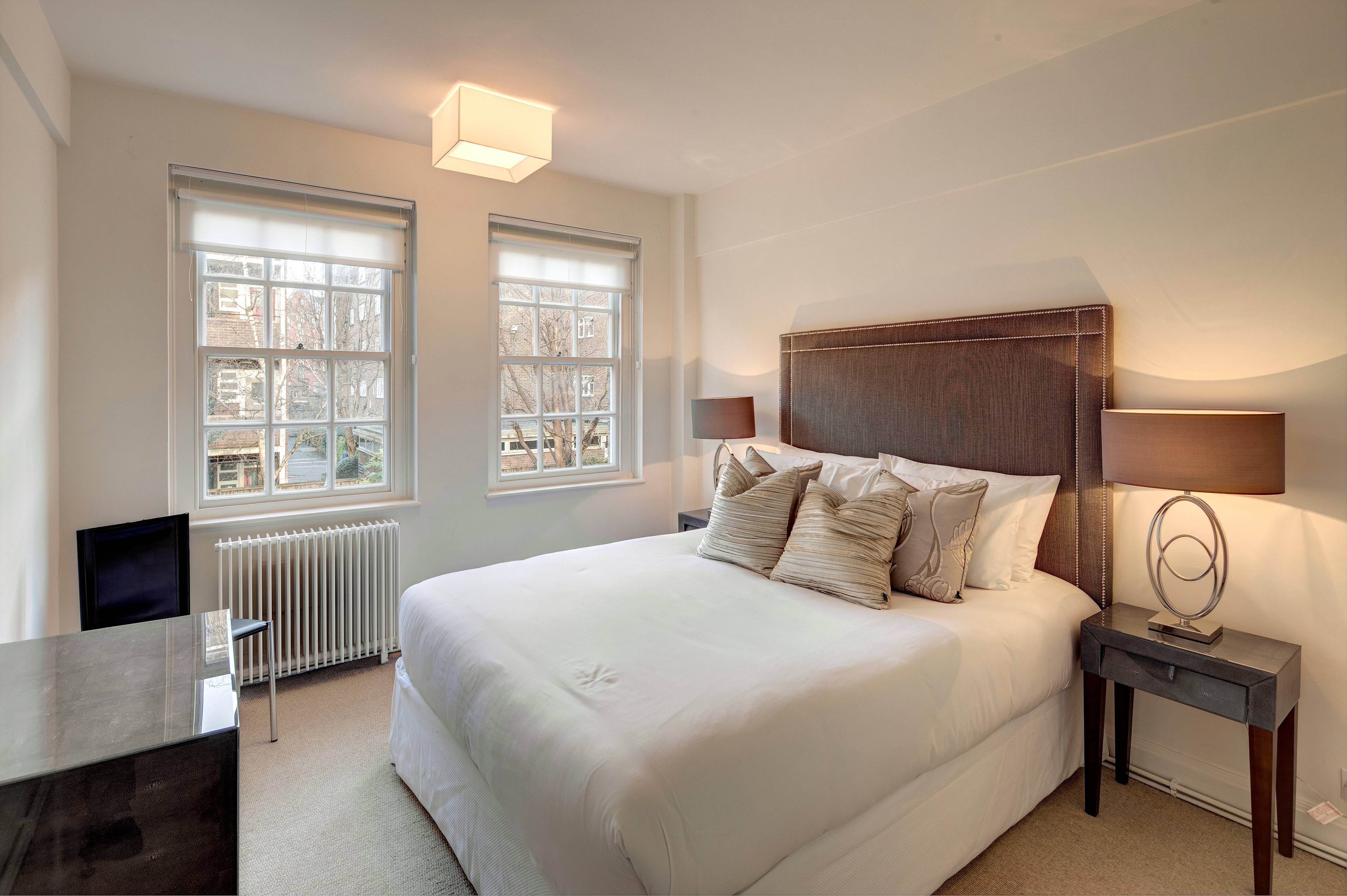 2 BD Apartment at Pelham Court, Chelsea